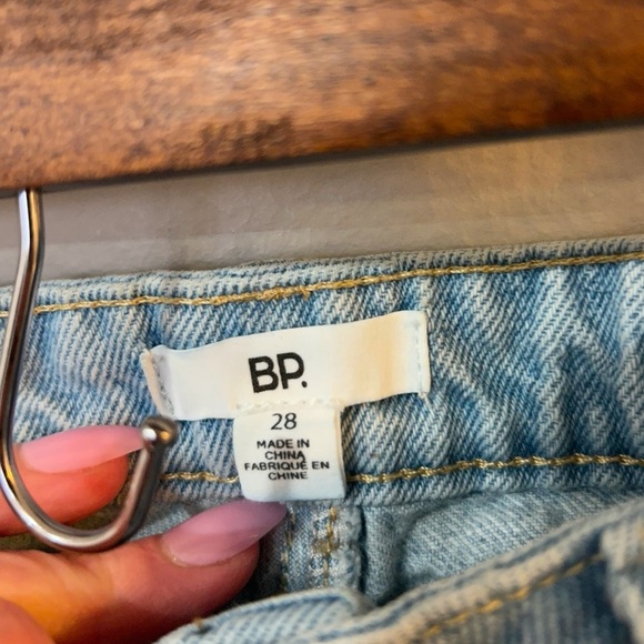BP Button Fly Light Wash Blue Denim Jeans Straight Leg Women’s Size 28” - Picture 5 of 6